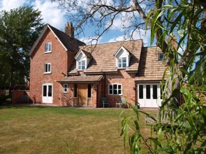 5 Bedroom Detached House To Rent In Tilbrook, PE28