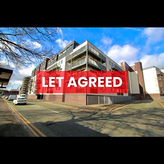 2 Bedroom Flat To Rent In Advent House Isaac Way, Manchester, M4