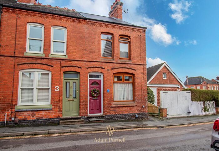 2 Bedroom End Terrace House For Sale In Strutt Road, Burbage, LE10