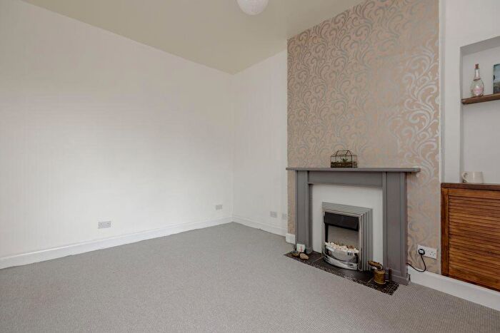 2 Bedroom Flat For Sale In School Road, East Linton, East Lothian, EH40