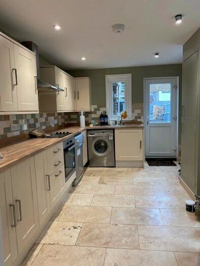 3 Bedroom Terraced House To Rent In Connaught Road, London, W13