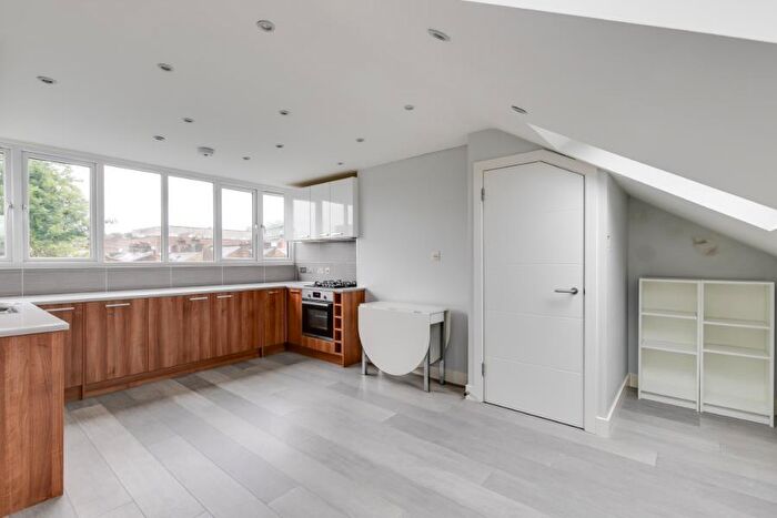 2 Bedroom Apartment To Rent In Loveridge Road, West Hampstead, NW6