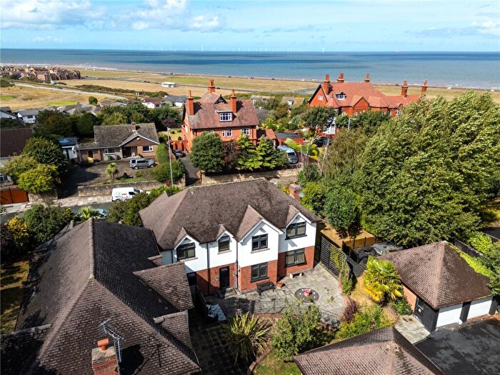 4 Bedroom Detached House For Sale In Warren Drive, Wallasey, Wirral, CH45