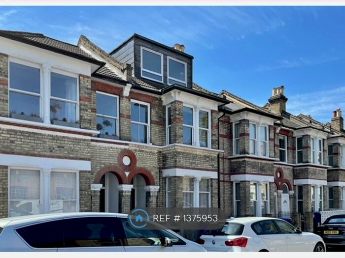 1 Bedroom Flat To Rent In Blackwater St, London, SE22