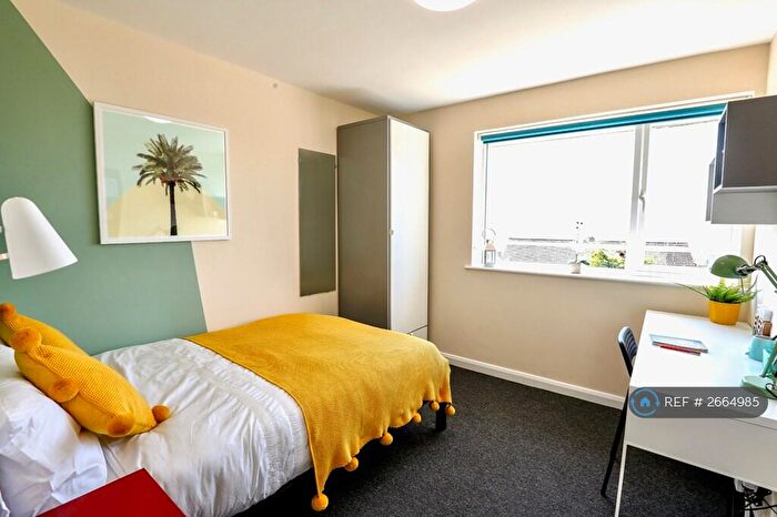 6 Bedroom Semi-Detached House To Rent In Brentwood Crescent, Brighton, BN1