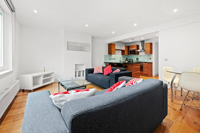 1 Bedroom Apartment For Sale In St John Street, London, EC1M