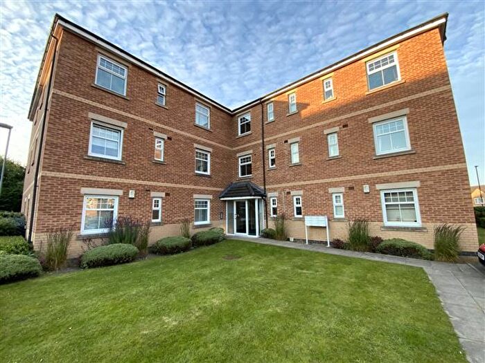 2 Bedroom Flat To Rent In Oxclose Park Gardens, Halfway, Sheffield, S20