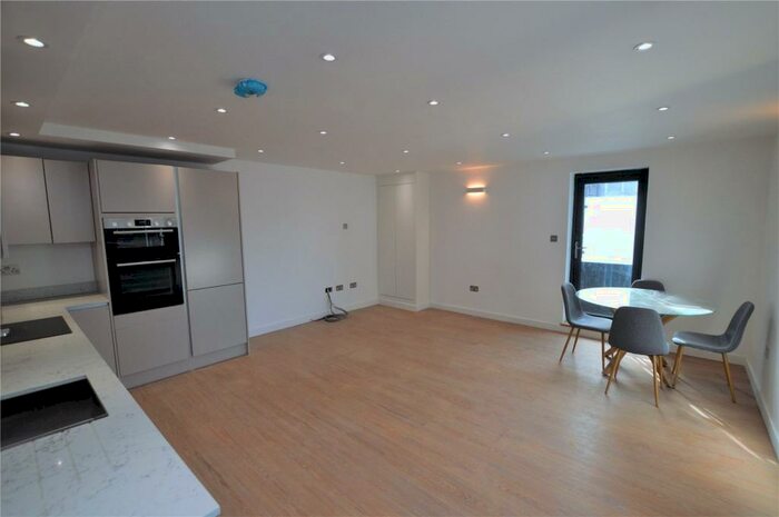 2 Bedroom Apartment To Rent In Colby Mews, London, SE19