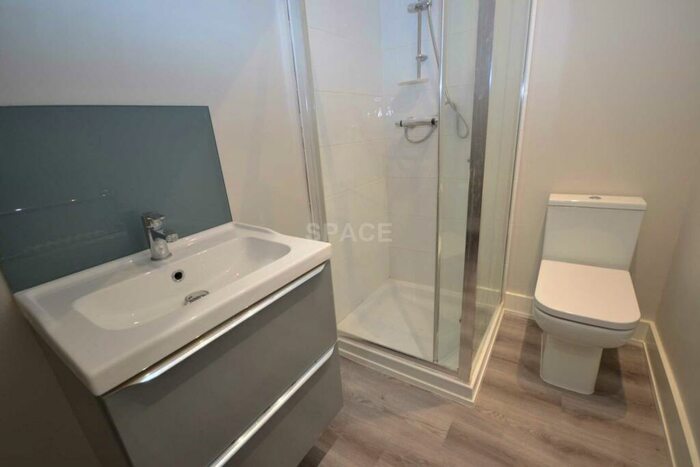 5 Bedroom Terraced House To Rent In St. Bartholomews Road, Reading, RG1