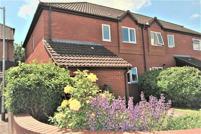 1 Bedroom Apartment To Rent In Richard Neville Court, Nelson Road, Reading, RG4