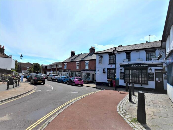 3 Bedroom Flat To Rent In Village Road, Alverstoke, Gosport, PO12