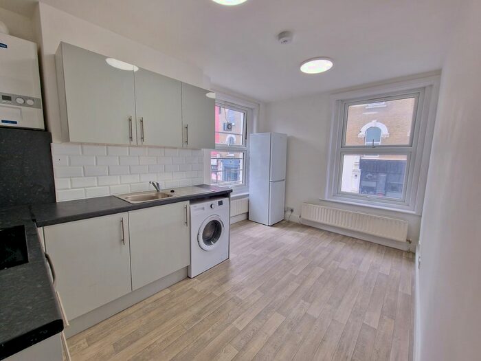 2 Bedroom Flat To Rent In Lower Clapton Road, London, E5