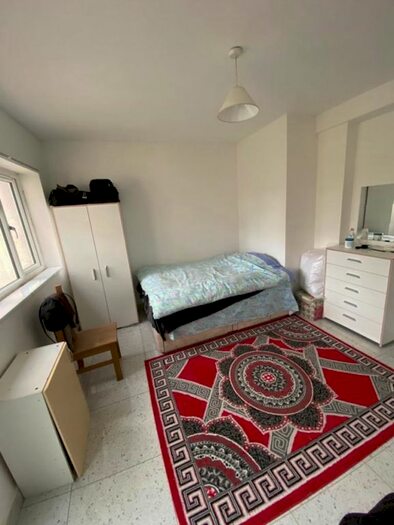 1 Bedroom Property To Rent In South Street, Enfield, EN3