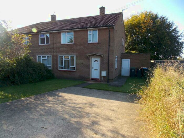 3 Bedroom House To Rent In Sherburn Road, Gilesgate, DH1