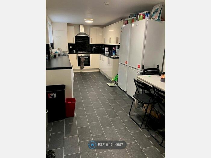 6 Bedroom Terraced House To Rent In Leopold Road, Liverpool, L7