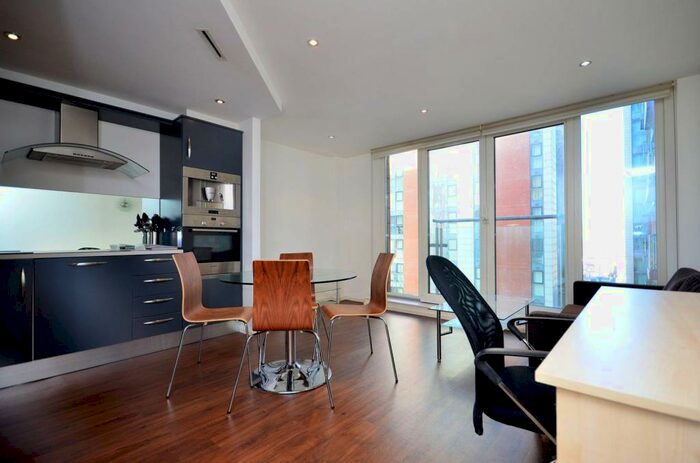 1 Bedroom Flat To Rent In The Oxygen, Royal Docks, London, E16