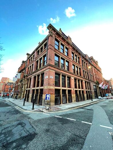 3 Bedroom Apartment To Rent In Gramercy House, Chorlton Street, Manchester City Centre, M1
