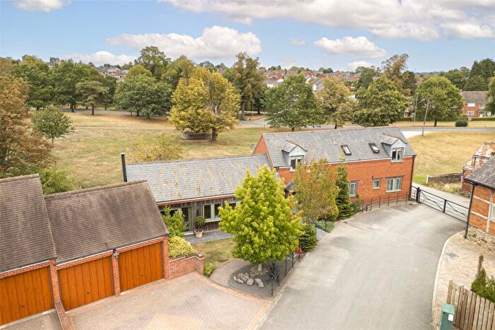 4 Bedroom Barn Conversion For Sale In Green Farm Court, Anstey, Leicester, LE7