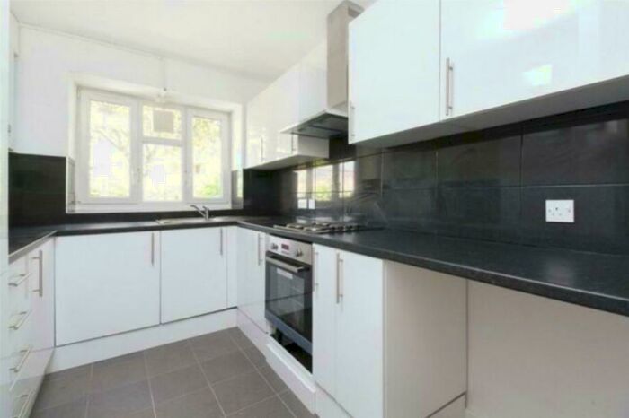 1 Bedroom Flat To Rent In Bracklayn Court, Shoreditch, Old Street, Liverpool Street, Hoxton, Hackney, London, N1