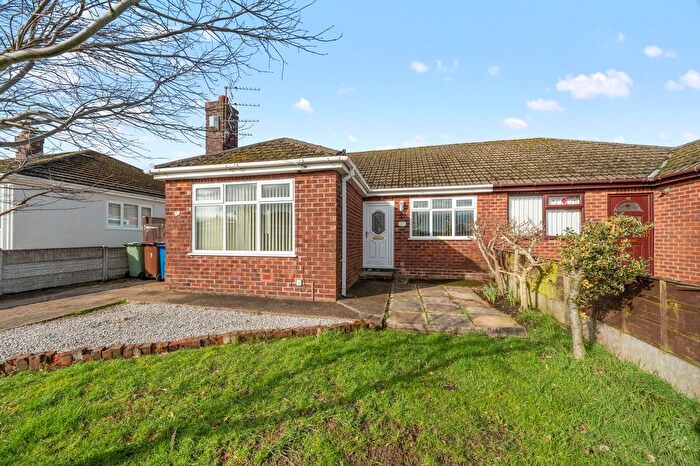3 Bedroom Semi Detached Bungalow For Sale In Upland Drive, Ashton-In-Makerfield, WN4