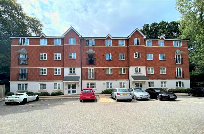 2 Bedroom Flat To Rent In Lavender Court, St Leonards On Sea, TN38