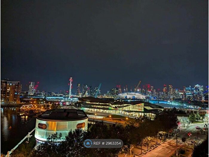 2 Bedroom Flat To Rent In Adriatic Apartments, London, E16