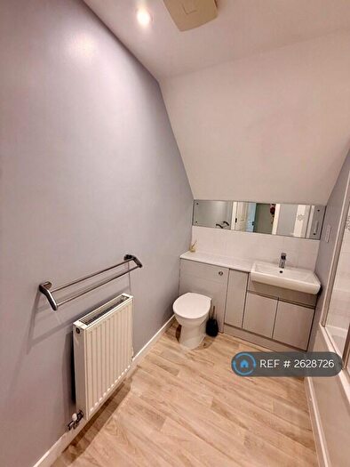1 Bedroom Flat To Rent In Ducketts Mead, Reading, RG2