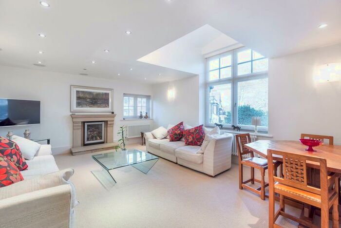 3 Bedroom Apartment To Rent In Brunswick Drive, Harrogate, HG1