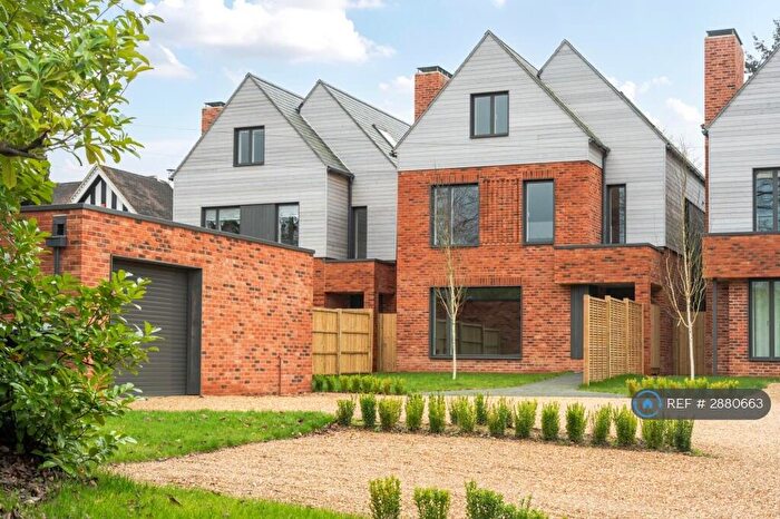 5 Bedroom Detached House To Rent In London Road, Liphook, GU30