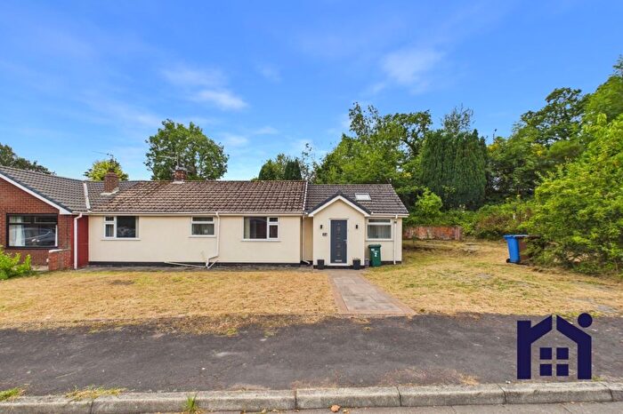 3 Bedroom Semi-Detached Bungalow For Sale In Whalley Road, Heskin, PR7