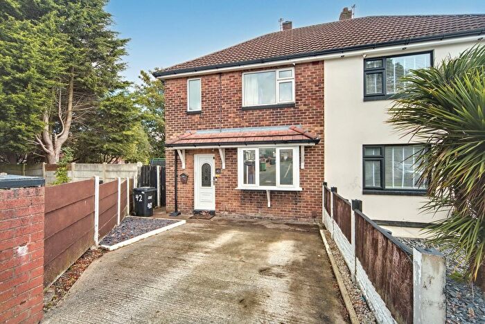 2 Bedroom Semi-Detached House For Sale In Severn Drive, Wigan, WN5
