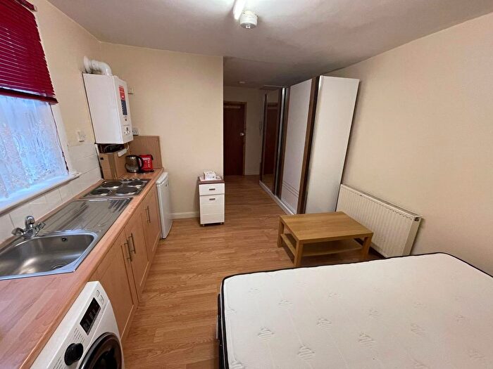 1 Bedroom Studio To Rent In Northumberland Park, Tottenham, N17