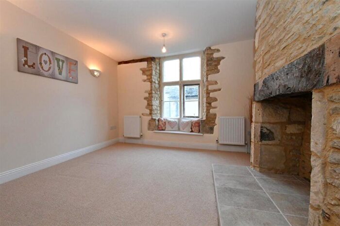 2 Bedroom Apartment To Rent In Ashcroft Road, Cirencester, GL7
