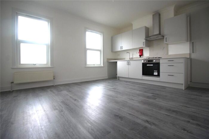 2 Bedroom Apartment To Rent In Kent Road, Gravesend, Kent, DA11