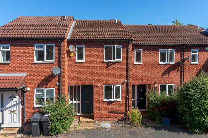 2 Bedroom Terraced House To Rent In Brunel Close, London, SE19