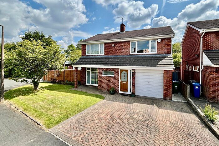 4 Bedroom Detached House For Sale In Ennerdale Drive, Gatley, Stockport, SK8
