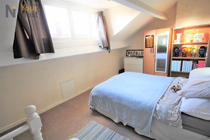 2 Bedroom Terraced House To Rent In Granby Avenue, Headingley, Leeds, LS6