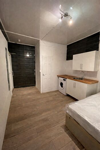 Studio To Rent In Southampton Road, London, NW5