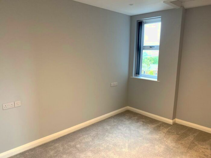 2 Bedroom Apartment To Rent In Buxton Road; Disley., SK12