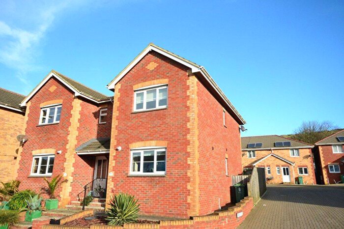 3 Bedroom House To Rent In Ash Court, Newport Road, Ventnor, PO38