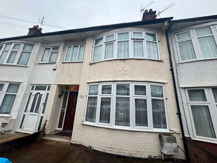 3 Bedroom Terraced House To Rent In Chichester Road, London, N9