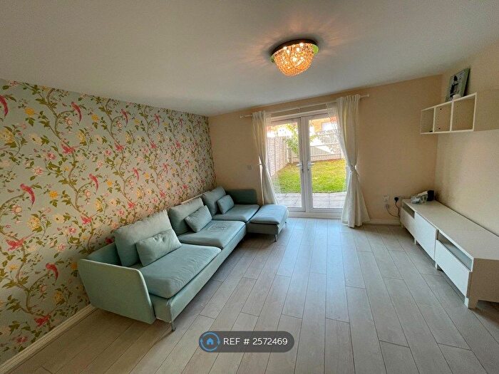 3 Bedroom Terraced House To Rent In Middlesex Road, Coventry, CV3