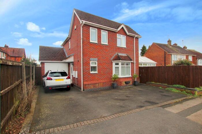 3 Bedroom Property To Rent In Hamilton Road, Redditch, B97