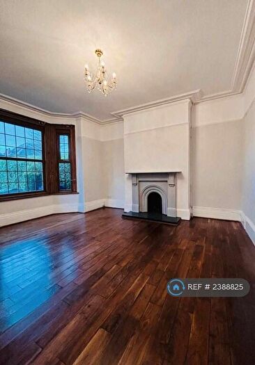 6 Bedroom Terraced House To Rent In Auckland Road, Doncaster, DN2