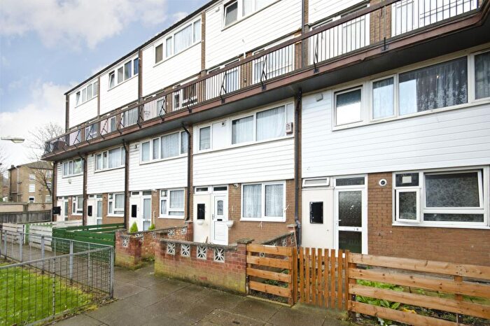 2 Bedroom Terraced House To Rent In John Barnes Walk, Stratford, London, E15