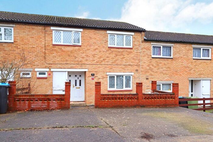 3 Bedroom Terraced House For Sale In Hodge Lea Lane, Hodge Lea, MK12