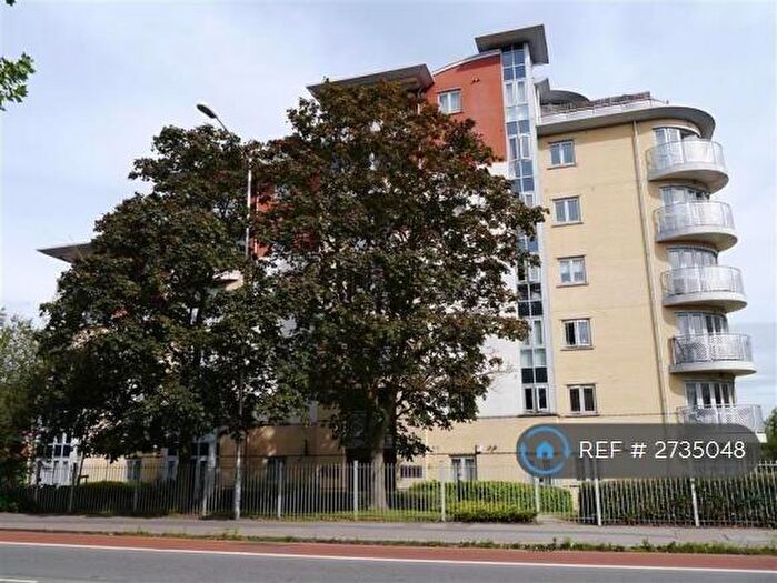 2 Bedroom Flat To Rent In The Pinnacle, Reading, RG1