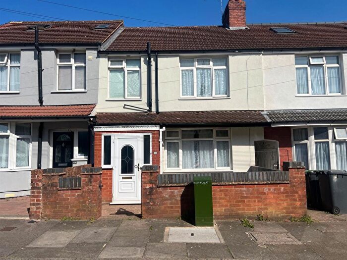 3 Bedroom Property To Rent In , Thornhill Road, Luton, LU4