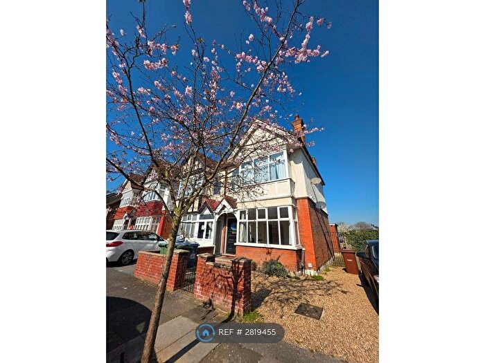 2 Bedroom Flat To Rent In Longley Road, Harrow, HA1