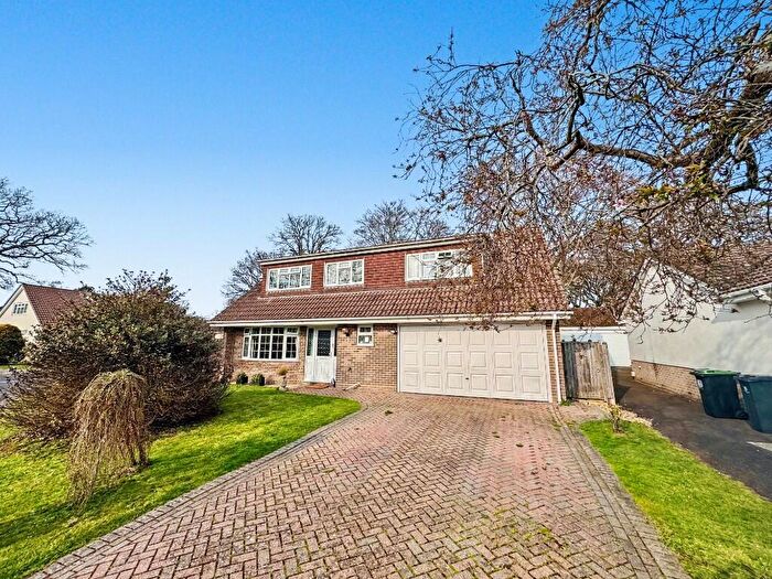 5 Bedroom Detached House For Sale In Stourcroft Drive, Christchurch, Dorset, BH23